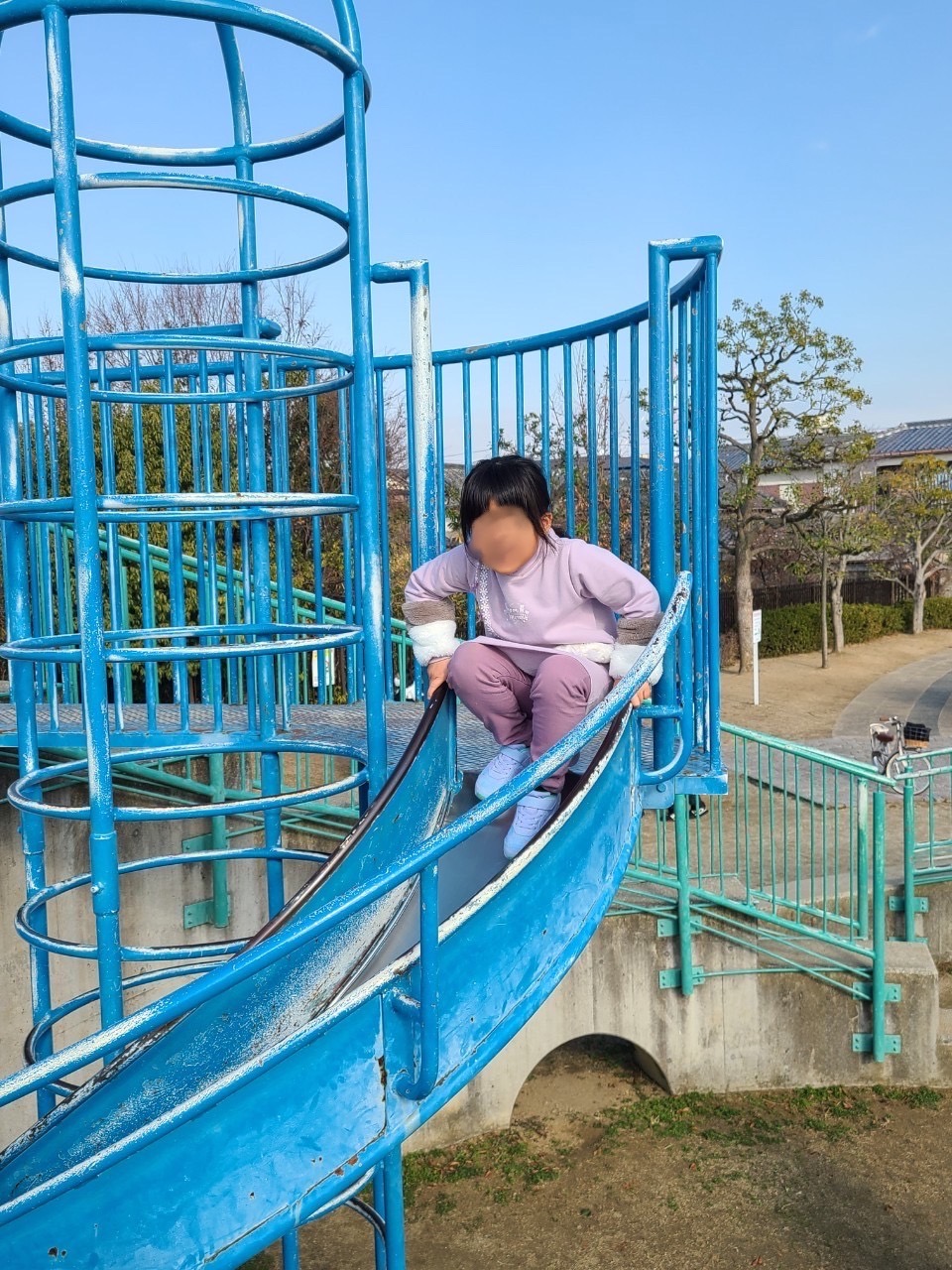 大阪市浪速区の放課後等デイサービスオハナピース大阪日本橋の美原ふるさと公園へお出かけ